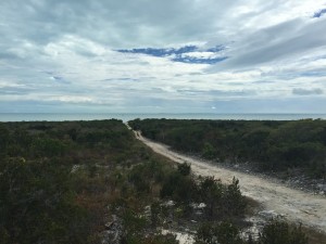 Long Cays "Road" to the banks